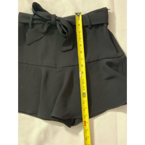 Zara Belted shorts - Picture 3 of 4